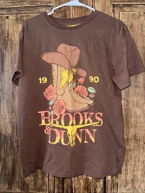 Buckle Brown Graphic Short Sleeve Tee with Yellow & Coral Accents
